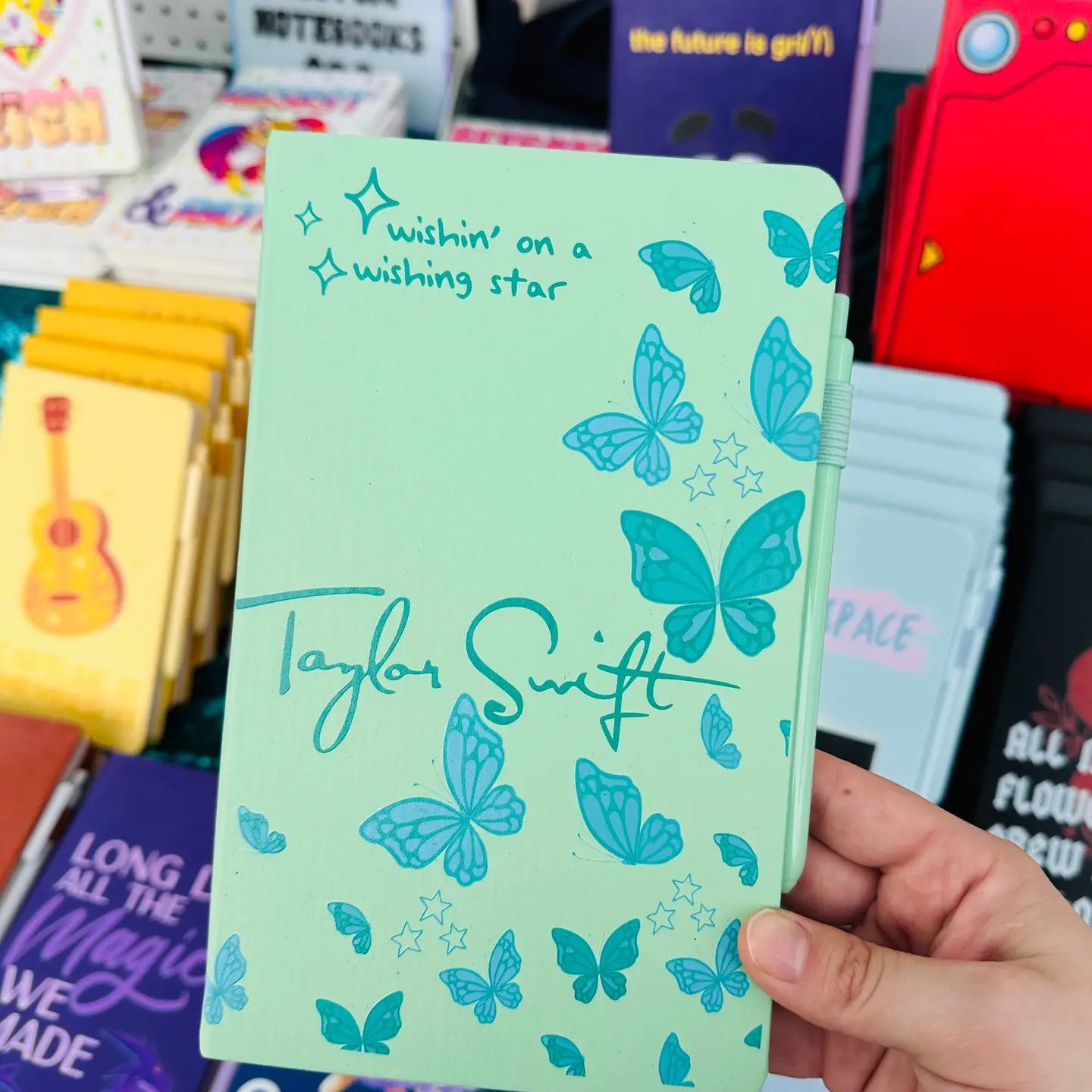Debut Notebook